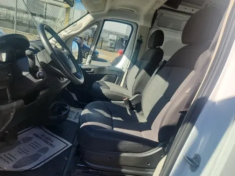 More photos of 2021 Ram ProMaster 2500 High Roof at Indy Auto Man, IN