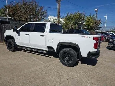 More photos of 2021 Chevrolet Silverado 2500HD Work Truck at Indy Auto Man, IN
