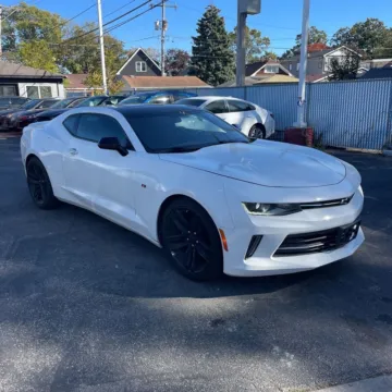 White 2017 Chevrolet Camaro 1LT for sale in Indianapolis, IN
