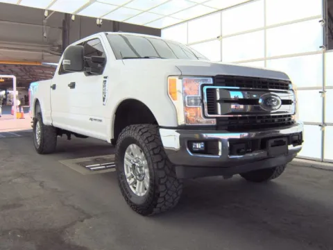 White 2017 Ford F-250SD XLT for sale in Indianapolis, IN