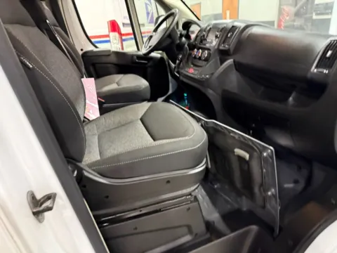 More photos of 2020 Ram ProMaster 2500 High Roof at Indy Auto Man, IN