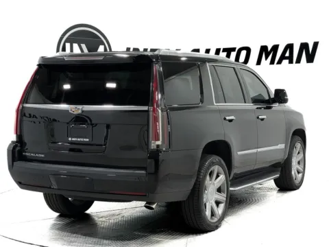 More photos of 2018 Cadillac Escalade Luxury at Indy Auto Man, IN