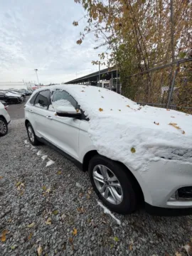 Photos of 2020 Ford Edge SEL for sale in Indianapolis, IN at Indy Auto Man