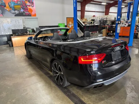 More photos of 2017 Audi S5 3.0 Cabriolet quattro at Indy Auto Man, IN