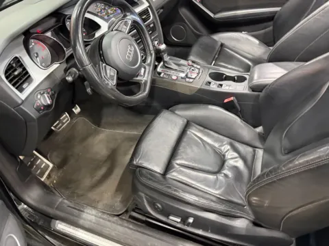 More photos of 2017 Audi S5 3.0 Cabriolet quattro at Indy Auto Man, IN