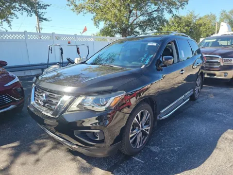 Another view of 2018 Nissan Pathfinder Platinum for sale in Indianapolis, IN at Indy Auto Man