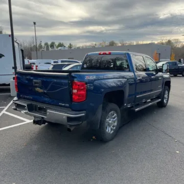 More photos of 2017 Chevrolet Silverado 2500HD LTZ at Indy Auto Man - Indianapolis, IN