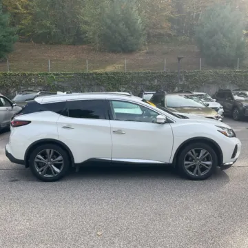 Another view of 2019 Nissan Murano Platinum for sale in Indianapolis, IN at Indy Auto Man
