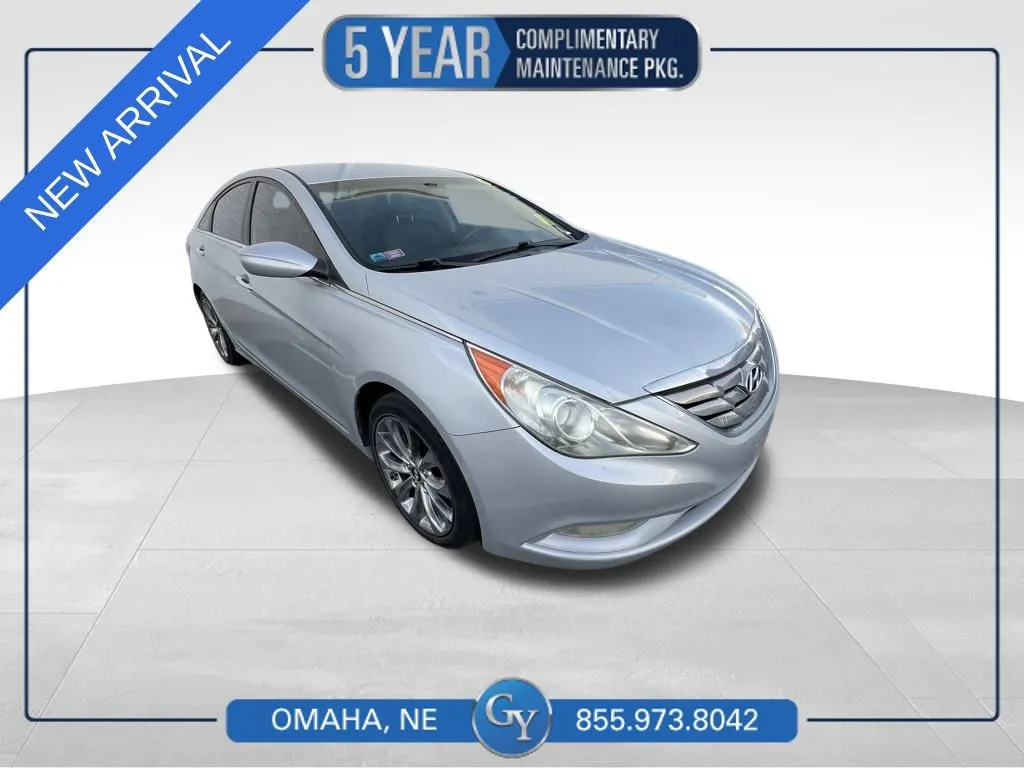 Silver 2011 Hyundai Sonata SE for sale in Omaha, NE