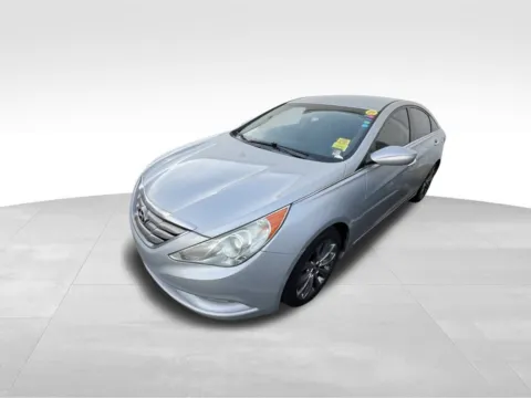 More photos of 2011 Hyundai Sonata SE at Gregg Young Chevrolet - Omaha, NE