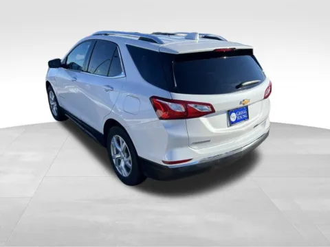 More photos of 2021 Chevrolet Equinox Premier at Gregg Young Chevrolet - Omaha, NE