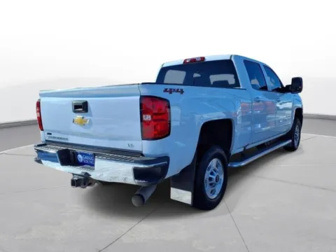 More photos of 2018 Chevrolet Silverado 2500HD LT at Gregg Young Chevrolet - Omaha, NE