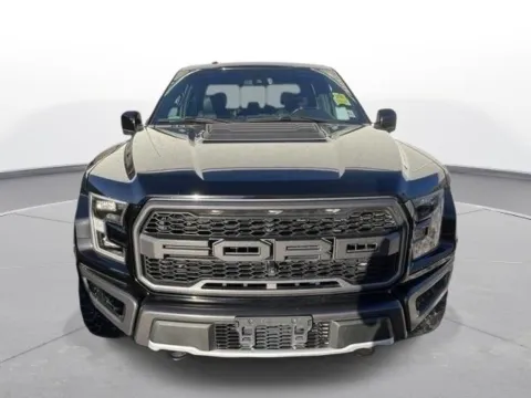 Photos of 2018 Ford F-150 Raptor for sale in Omaha, NE at Gregg Young Chevrolet - Omaha
