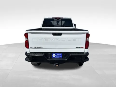 More photos of 2024 Chevrolet Silverado 2500HD ZR2 at Gregg Young Chevrolet of Omaha, NE