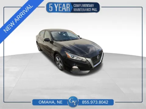 Silver 2022 Nissan Altima 2.5 SE for sale in Omaha, NE