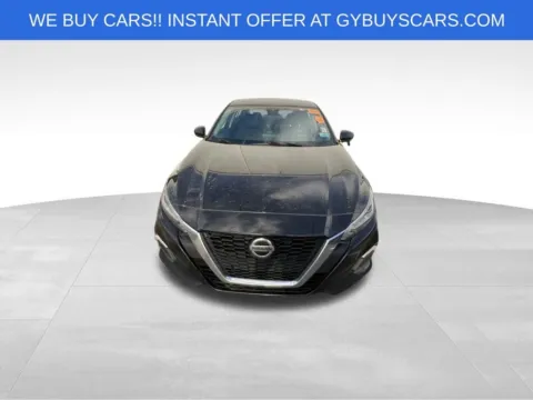 Another view of 2022 Nissan Altima 2.5 SE for sale in Omaha, NE at Gregg Young Chevrolet of Omaha