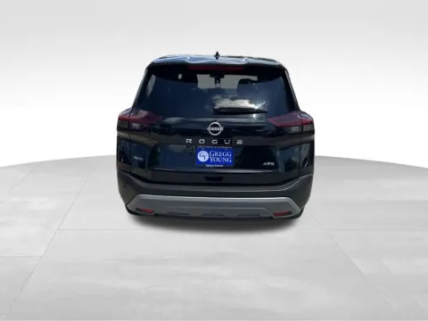 More photos of 2023 Nissan Rogue S at Gregg Young Chevrolet of Omaha, NE