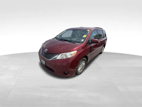 More photos of 2014 Toyota Sienna L at Gregg Young Chevrolet of Omaha, NE