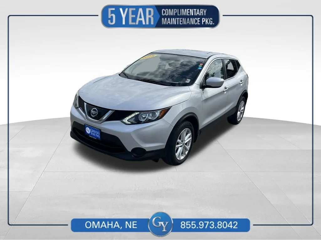 Silver 2018 Nissan Rogue Sport S for sale in Omaha, NE