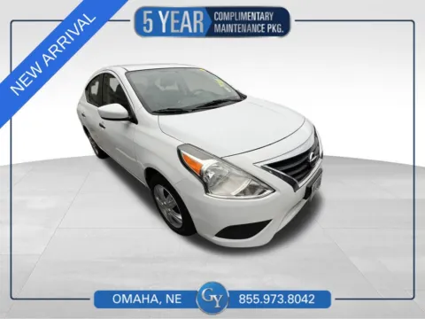 White 2018 Nissan Versa 1.6 SV for sale in Omaha, NE