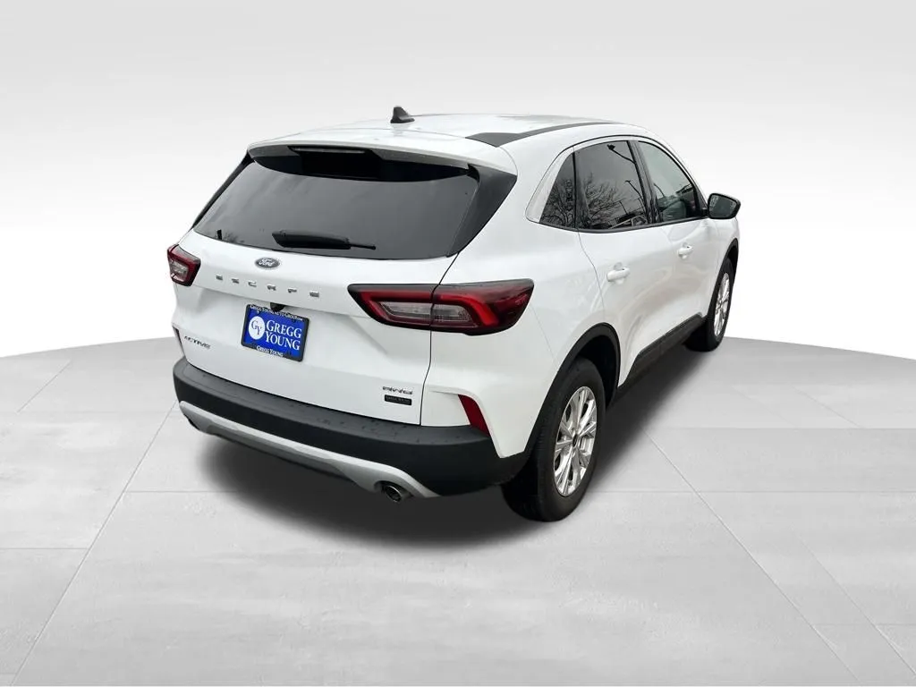 2023 Ford Escape Active photo 3