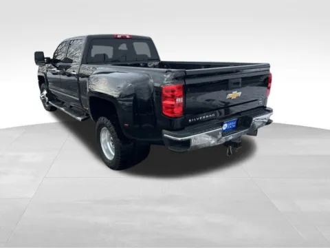 More photos of 2019 Chevrolet Silverado 3500HD LTZ at Gregg Young Chevrolet - Omaha, NE
