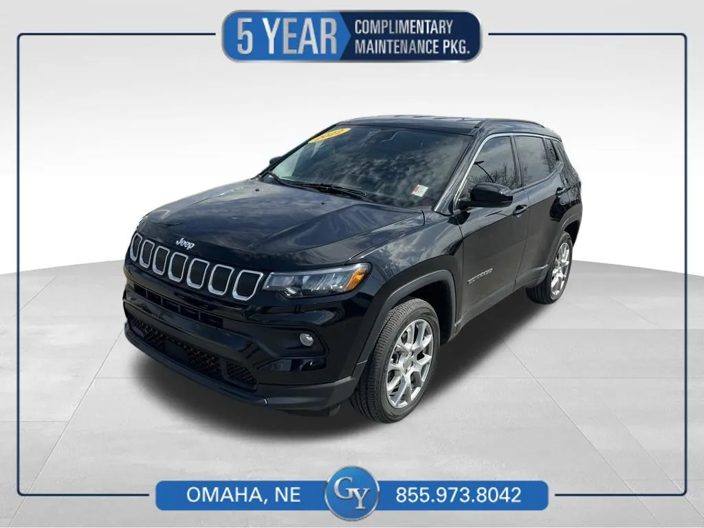 Black 2022 Jeep Compass Latitude Lux for sale in Omaha, NE