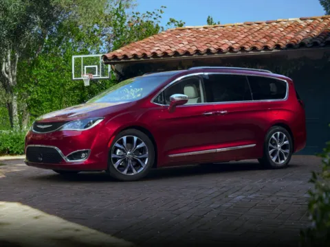Black 2017 Chrysler Pacifica Touring L Plus for sale in Atlantic, IA