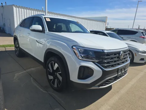More photos of 2025 Volkswagen Atlas Cross Sport 2.0T SE w/Technology at Gregg Young Chevrolet GMC Atlantic, IA