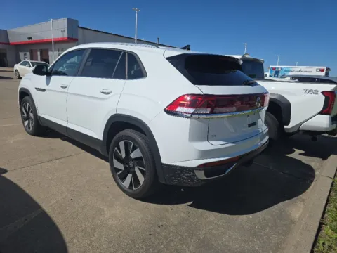 Another view of 2025 Volkswagen Atlas Cross Sport 2.0T SE w/Technology for sale in Atlantic, IA at Gregg Young Chevrolet GMC Atlantic