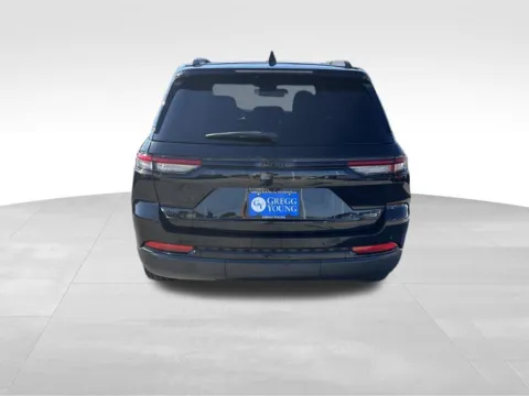 More photos of 2023 Jeep Grand Cherokee Altitude X at Gregg Young Chevrolet GMC Atlantic, IA