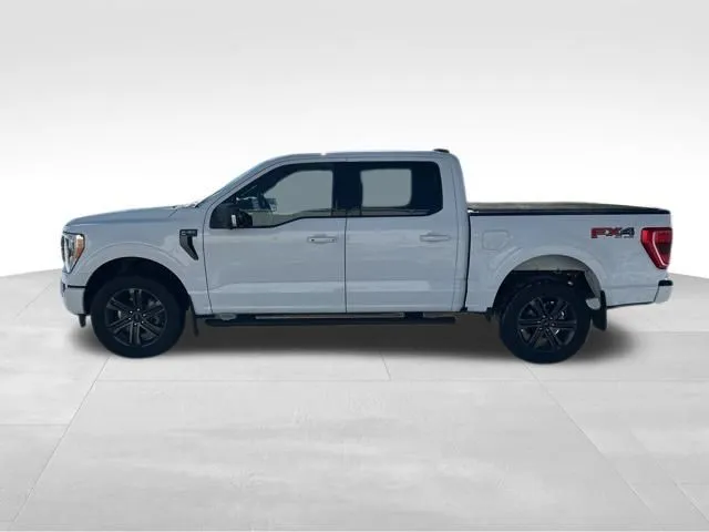2022 Ford F-150 XLT photo 2