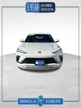 White 2025 Buick Envista Avenir for sale in Indianola, IA