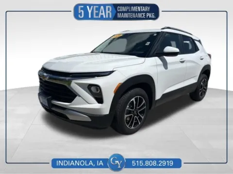 White 2025 Chevrolet TrailBlazer LT for sale in Indianola, IA