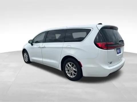 More photos of 2023 Chrysler Pacifica Touring L at Gregg Young Buick GMC Indianola, IA