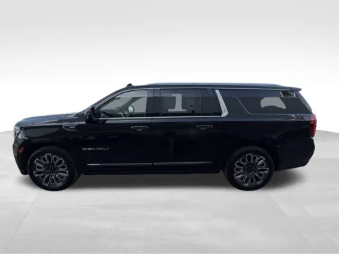 More photos of 2023 GMC Yukon XL Denali Ultimate at Gregg Young Buick GMC Indianola, IA