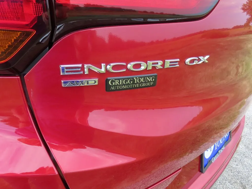 2021 Buick Encore GX Essence photo 2