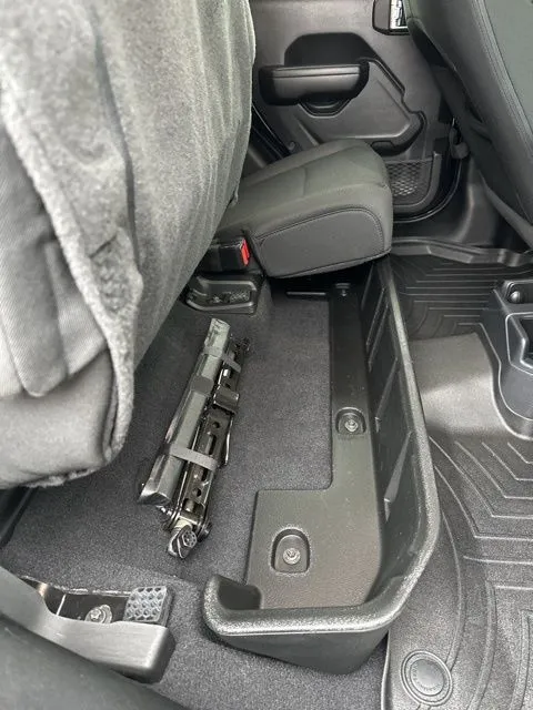 2021 Jeep Gladiator Sport S photo 3