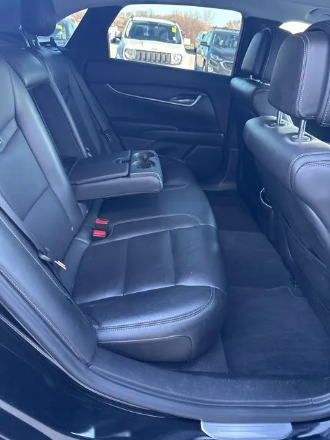 2013 Cadillac XTS Base photo 2