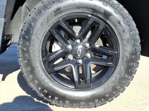 More photos of 2021 Chevrolet Silverado 1500 LT Trail Boss at Gregg Young Chevrolet GMC of Columbus, NE