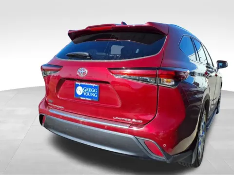 More photos of 2022 Toyota Highlander Limited at Gregg Young Chevrolet GMC of Columbus, NE
