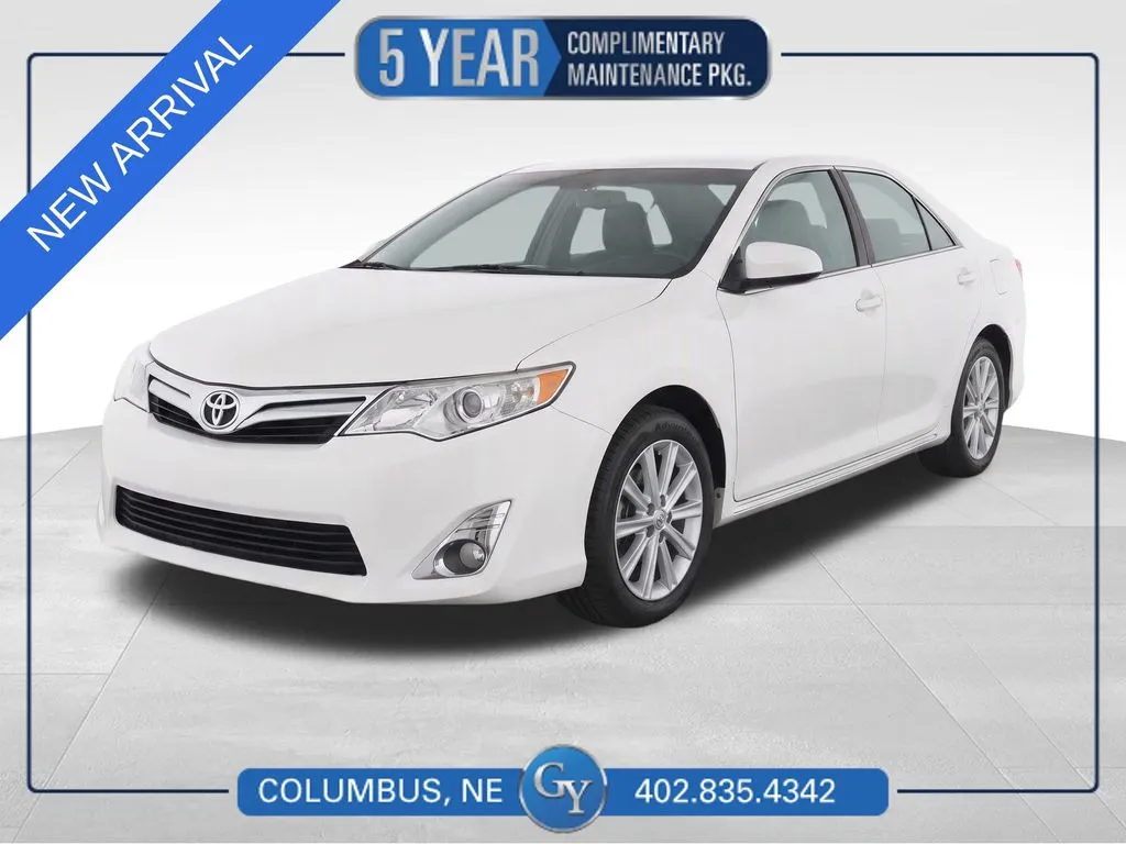 White 2013 Toyota Camry XLE for sale in Columbus, NE