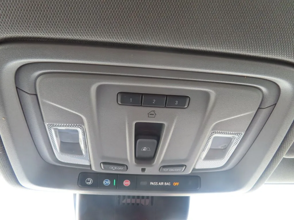 2024 Gmc Sierra 1500 SLT photo 4