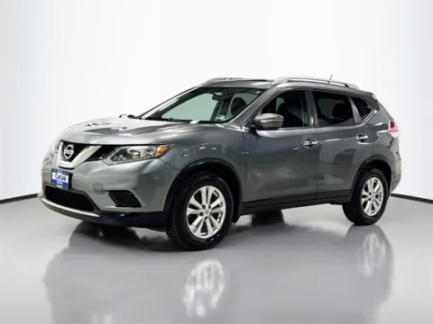 Another view of 2015 Nissan Rogue SV for sale in Morristown, NJ at CarLink Morristown