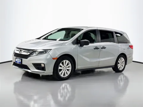 Another view of 2020 Honda Odyssey LX for sale in Morristown, NJ at CarLink Morristown