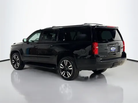 More photos of 2018 Chevrolet Suburban LT at CarLink Morristown, NJ