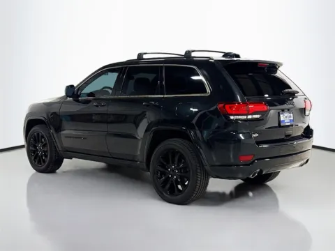 More photos of 2015 Jeep Grand Cherokee Altitude at CarLink Morristown, NJ