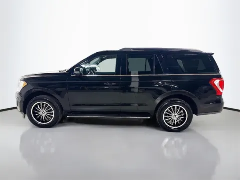 More photos of 2019 Ford Expedition XLT at CarLink Morristown, NJ