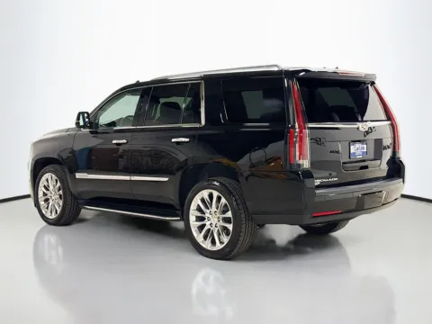 More photos of 2020 Cadillac Escalade Luxury at CarLink Morristown, NJ