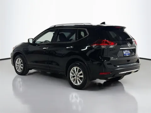 More photos of 2020 Nissan Rogue SV at CarLink Morristown, NJ